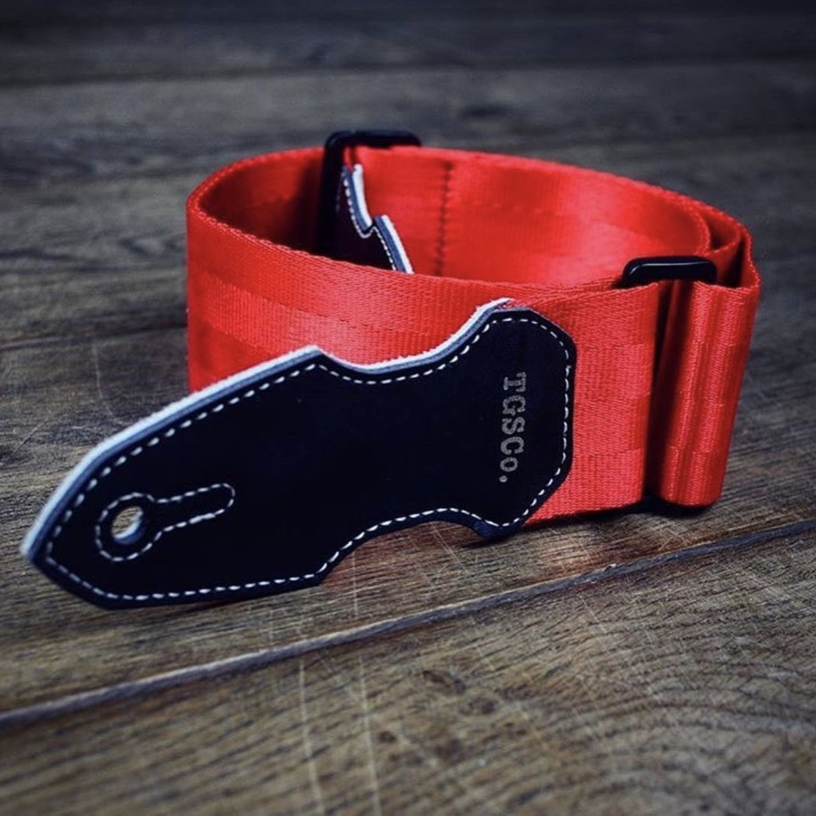 rockhammer red guitar strap